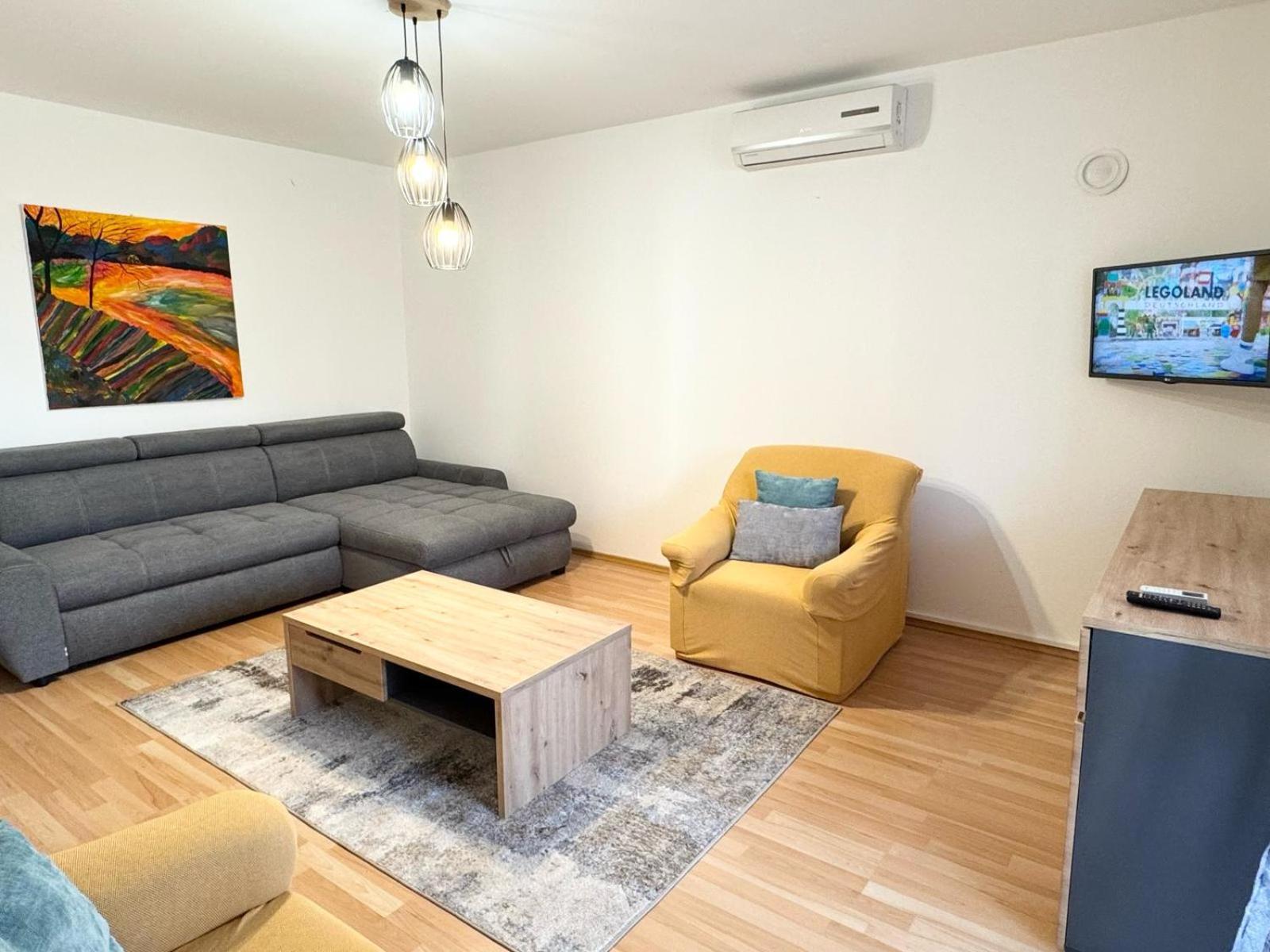 Apartments Nives ポレッチ エクステリア 写真